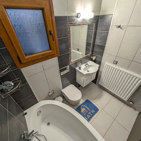 Lägenhet Dimitris Hidden Paradise - Three Bedroom *